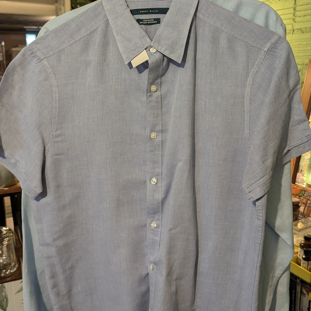 Perry Ellis Men's Blue Shirt